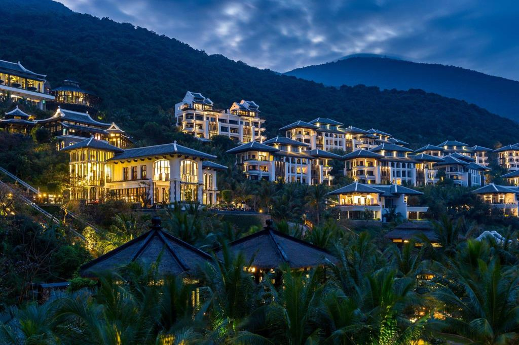 Khu nghỉ dưỡng InterContinental Danang Sun Peninsula Resort, nguồn :Internet